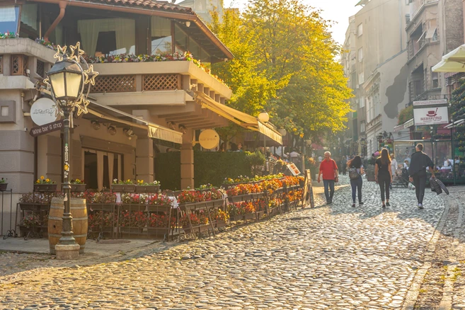 Skadarlija (Skandarska), Belgrade's bohemian quarter full of cafes