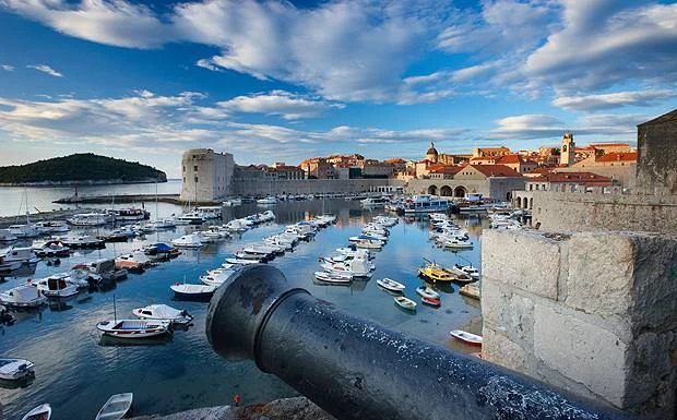 Puerto viejo de Dubrovnik en viajes a Croacia