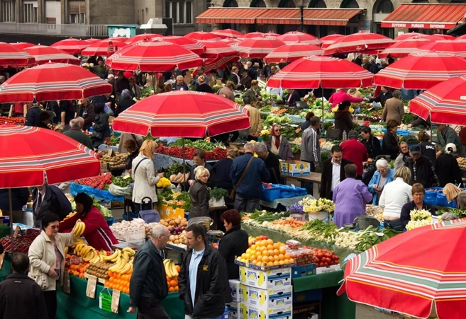 see the market place in zagreb on croatia private tours