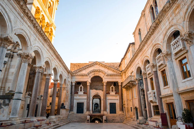 split remains of diocletian palace