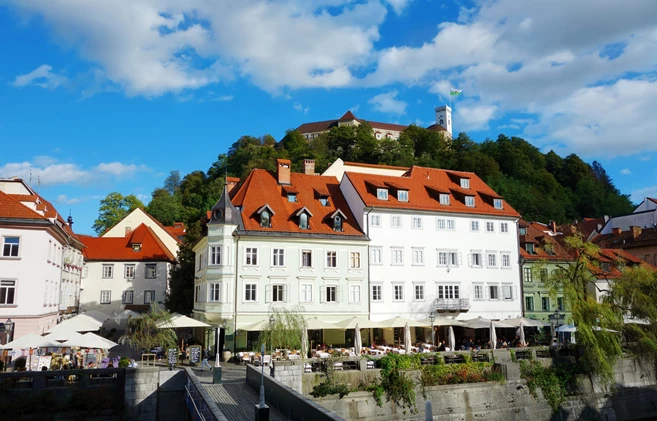 Ljubljana, capital of Slovenia, Europe, old part of town with Ljubljana castle